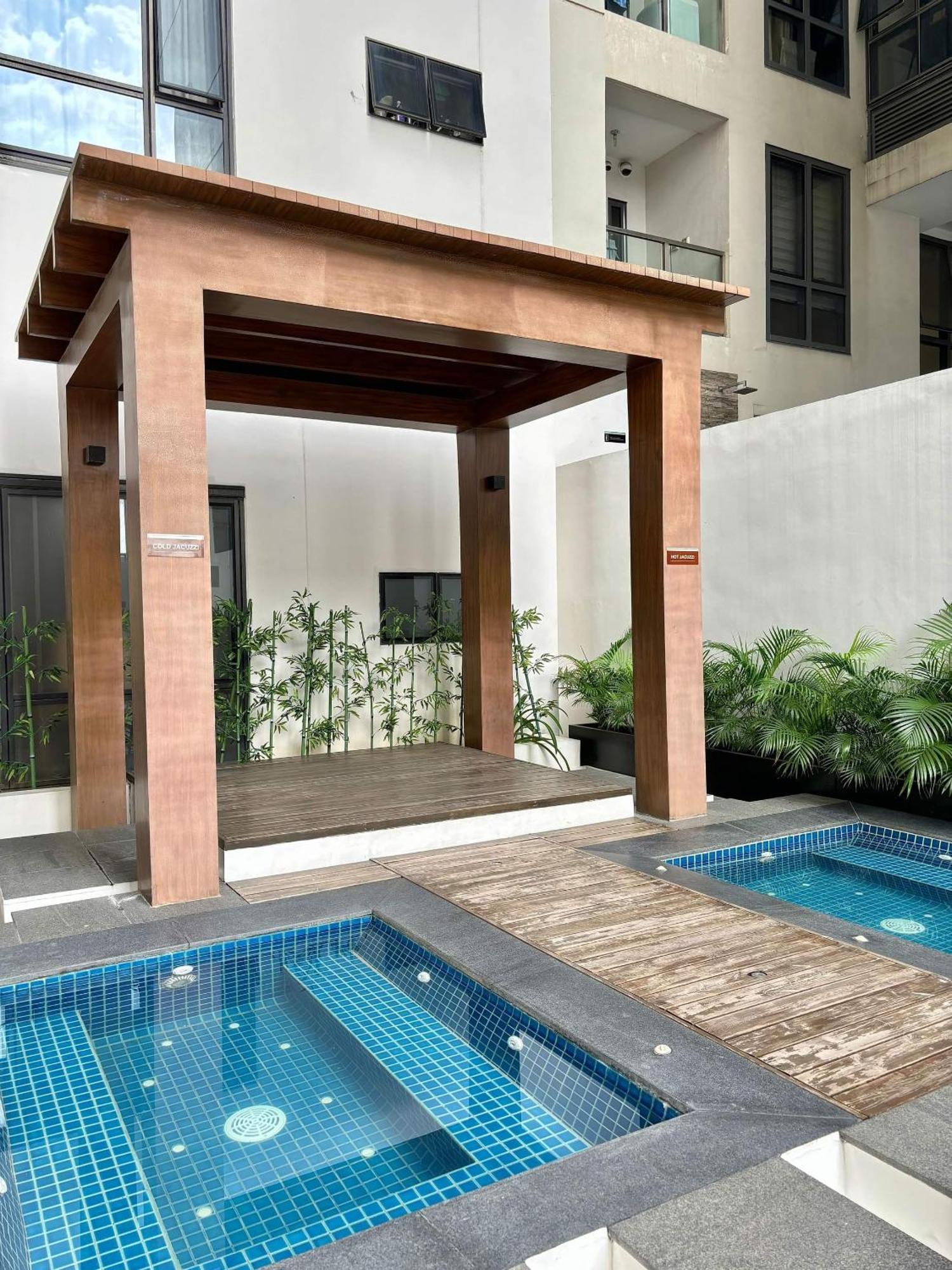 Greenbelt Hamilton Tower 1 Makati City Extérieur photo